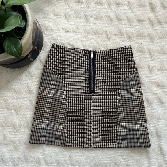 Maje Joxy Houndstooth Wool Blend Mini Skirt - Picture 2 of 6